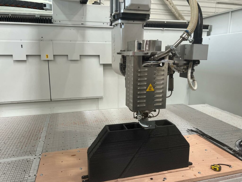 CMS Kreator, fabrication additive et soustractive grandes dimensions (accès en partenariat)